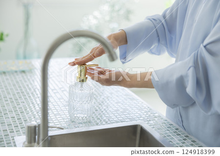 A kitchen A kitchen 124918399
