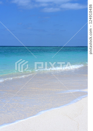 Blue Sea Blue Sea 124918486