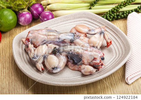 Delicous fresh raw uncooked frog Delicous fresh raw uncooked frog 124922184