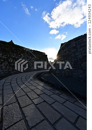 A landscape with stone walls 124934243