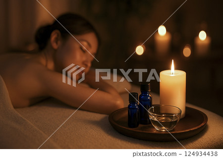 Women who receive esthetic 124934438