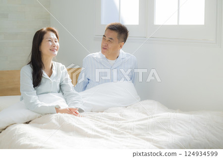Senior couple waking up 124934599