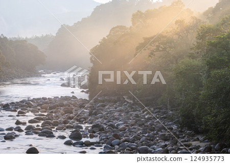秋日之光、宮之浦川溪谷、屋久島、近海阿爾卑斯 秋日之光、宮之浦川溪谷、屋久島、近海阿爾卑斯 124935773