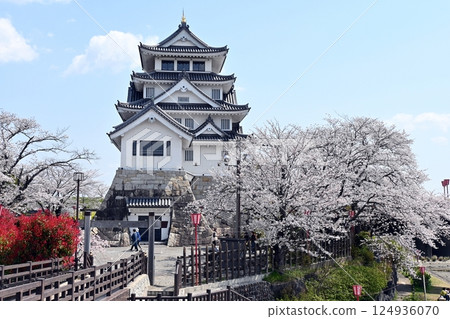 View of Sunomata Ichiya Castle from the west side of Sennari Bridge View of Sunomata Ichiya Castle from the west side of Sennari Bridge 124936070