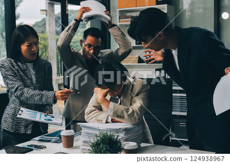 Large group of worried business people having a meeting. 124938967