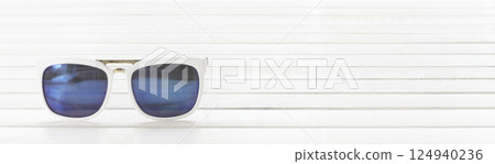 sunglasses sunglasses 124940236