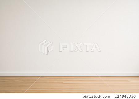 簡單的室內背景，白色牆壁和木地板 124942336
