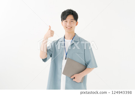 一個清爽的商人 124943398