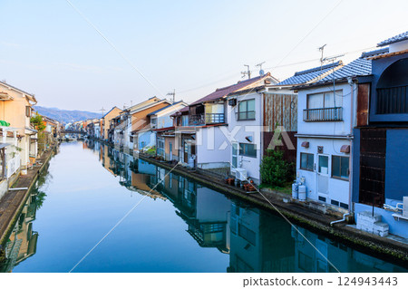 京都府舞鶴市春天的吉原灣 京都府舞鶴市春天的吉原灣 124943443