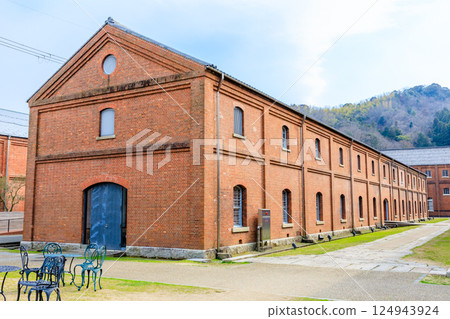 京都府舞鶴市舞鶴紅磚公園的春天 京都府舞鶴市舞鶴紅磚公園的春天 124943924