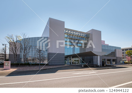 Inzai City Cultural Hall and Inzai City Omori Library in Chiba Prefecture 124944122