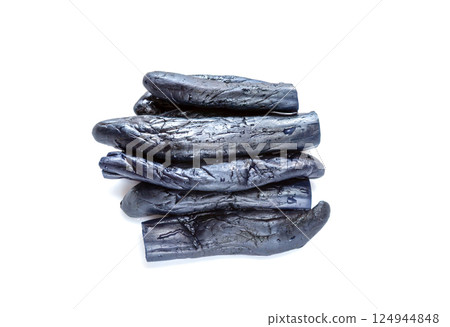 去蒂醃茄子(白色背景,剪切) 去蒂醃茄子(白色背景,剪切) 124944848