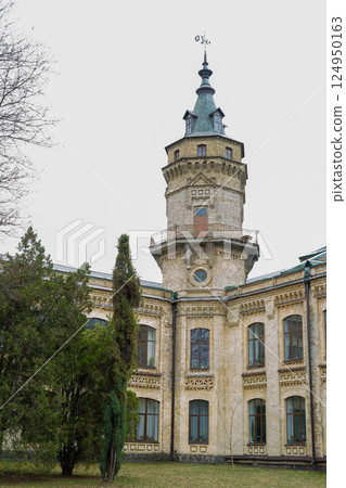 Main building of National Technical University of Ukraine or Kyiv Polytechnic Institute, NTUU KPI. 124950163