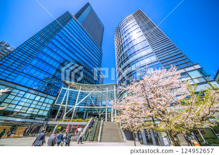 日本東京城市景觀。神田淡路町2丁目沃特拉斯的景色。新時代的一線希望=第9 124952657