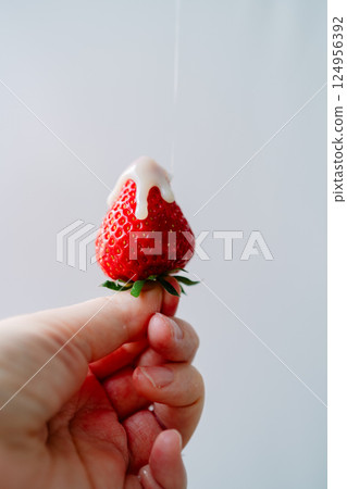 Enjoy strawberry picking Enjoy strawberry picking 124956392