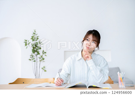 研究的女性 研究的女性 124956600