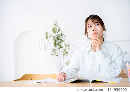Women who study 124956603