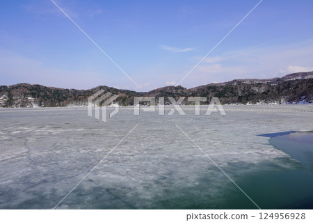 Tobetsu Owl Lake (Tobetsu Dam) Tobetsu Owl Lake (Tobetsu Dam) 124956928