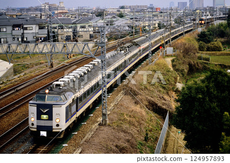 2007: 10-car 583 series Kinko-Ryu train running on the Tokaido Main Line 2007: 10-car 583 series Kinko-Ryu train running on the Tokaido Main Line 124957893