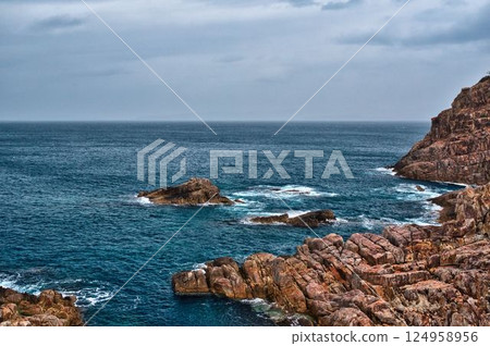 暴雨肆虐，通往龍宮神社的道路 124958956