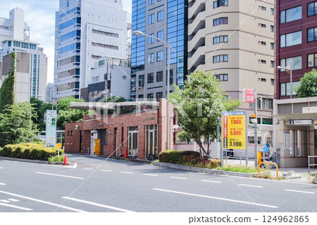 Osaka City Higashinagahori Bus Parking Lot / 1 Minamisenba, Chuo-ku, Osaka City, Osaka Prefecture 124962865
