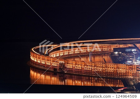 大阪世博木環夜景 [2025年4月] 124964509