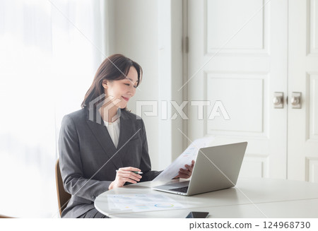 女商人 124968730