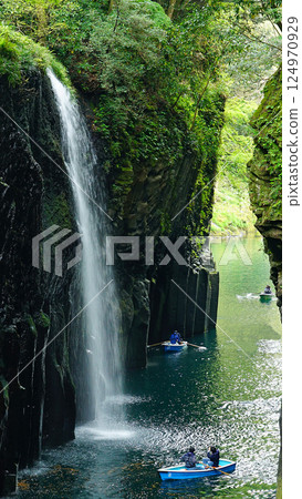 Takachiho Gorge, Fresh greenery, Kyushu Takachiho Gorge, Fresh greenery, Kyushu 124970929