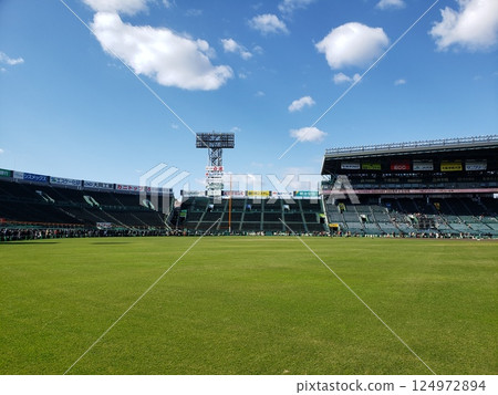 甲子園球場西宮活動步行 甲子園球場西宮活動步行 124972894