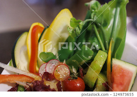 宮古島蔬菜沙拉 124973655
