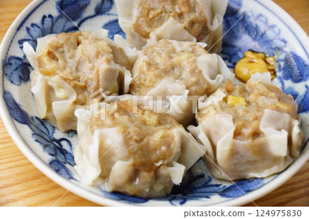 Delicious baked 124975830