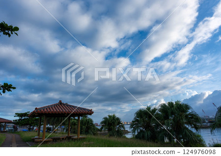 沖繩縣那霸市的城市景觀 124976098