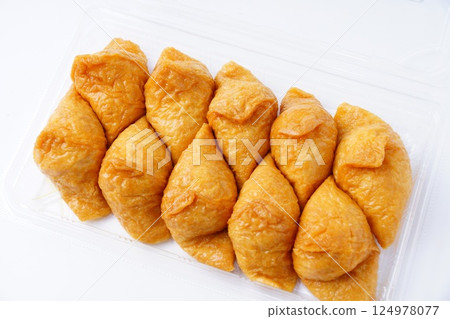 Inari Shimaji Inari Shimaji 124978077