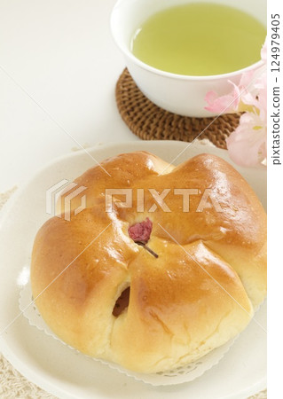 櫻花郵票和綠茶 124979405