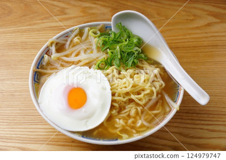 Instant noodle Instant noodle 124979747