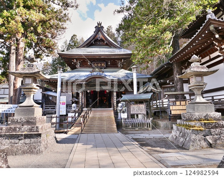 北向觀世音菩薩的正殿 124982594