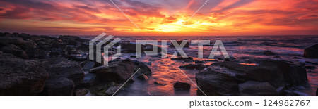 Amazing panoramic sunrise Amazing panoramic sunrise 124982767