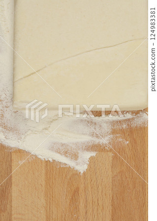 Puff pastry dough 124983381
