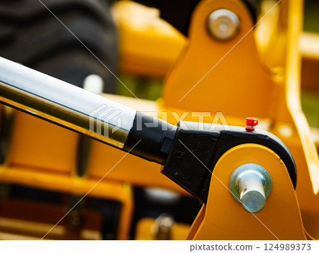 Hydraulic mechanism on modern machine Hydraulic mechanism on modern machine 124989373