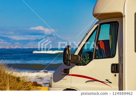 Rv motor home camping on beach Rv motor home camping on beach 124989462