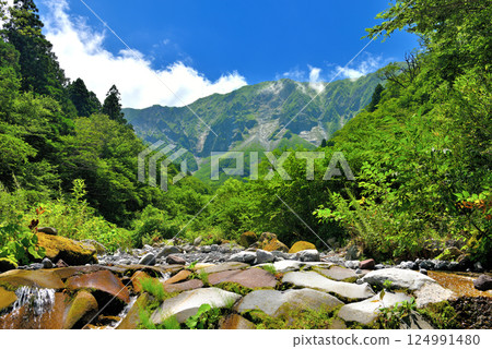 中國地方、大山隱木國立公園、大神山神社奧宮、昔日風景、鳥取縣大山町西之河原及大山景色(1) 124991480