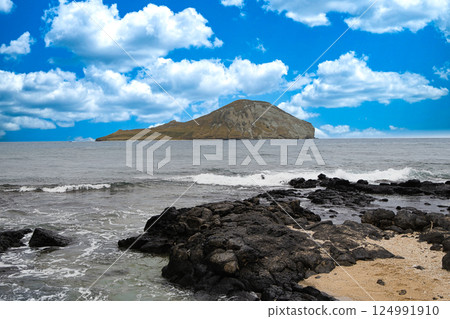 夏威夷假期：從瓦胡島的瑪卡普吾瞭望台眺望兔子島（馬阿納島） 124991910