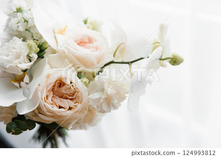 Close up Of Wedding Bouquet Roses Close up Of Wedding Bouquet Roses 124993812