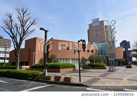 The exterior of Hamamatsu Museum of Musical Instruments 124998656