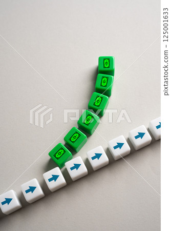 Take the path of earning money. Turn your business into a profitable one. Choosing a profitable path. 125001633