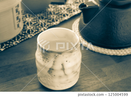 A cup of plain hot water in the morning, hot water, and cold water 125004599