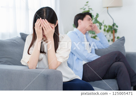 Marital troubles, quarrels, breakups, divorce 125005471