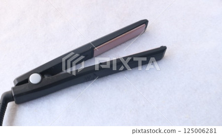 Hair straightener 125006281