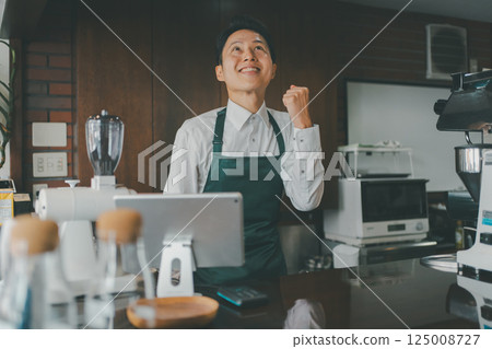coffee shop, cafe, cafeteria 125008727
