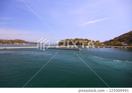 從前島港眺望瀨戶內海 從前島港眺望瀨戶內海 125009491
